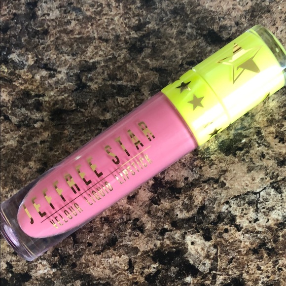 Jeffree Star Mystery liquid lipstick